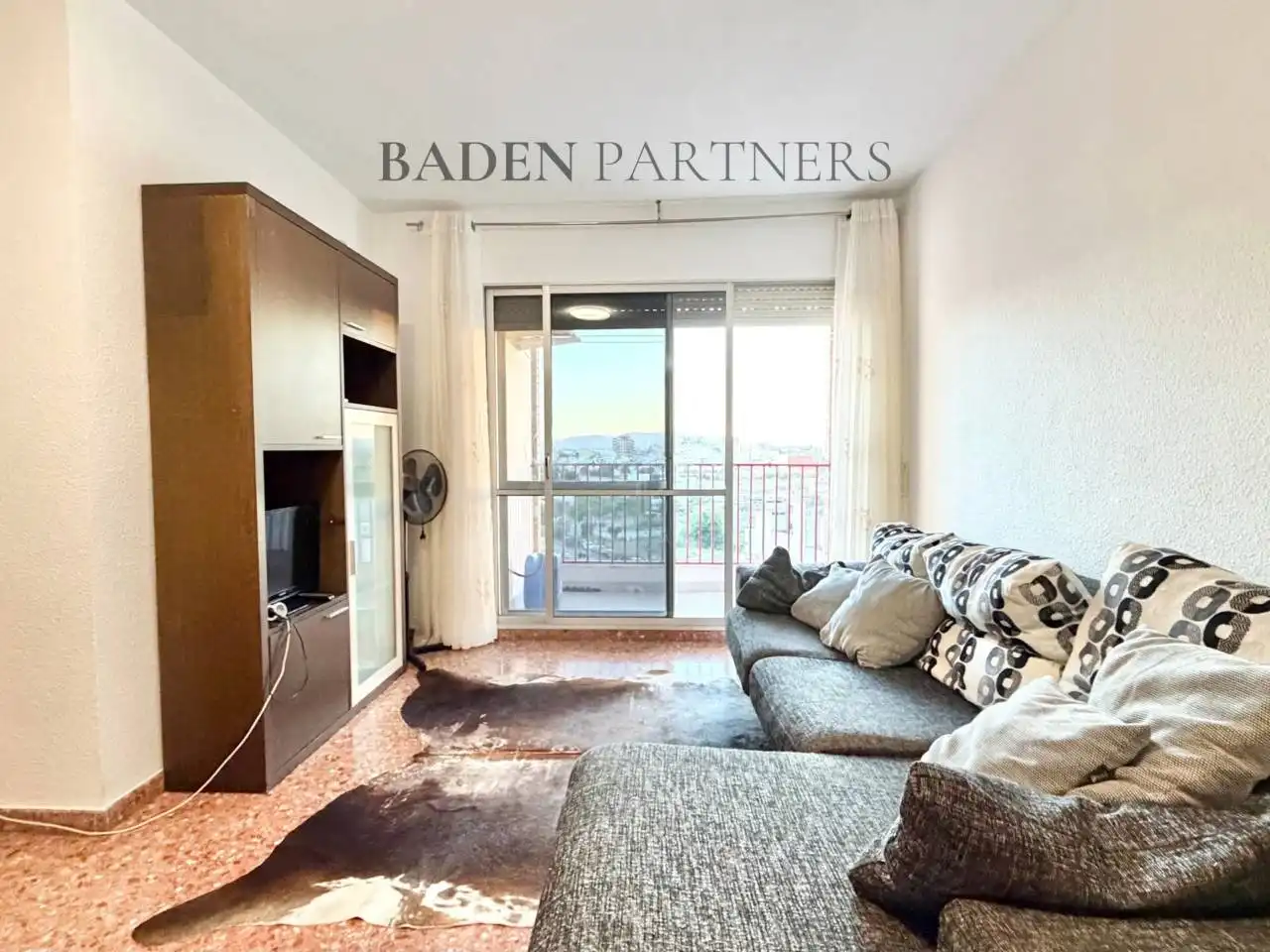 Flat for rent in Avenida María Auxiliadora, Casco Urbano