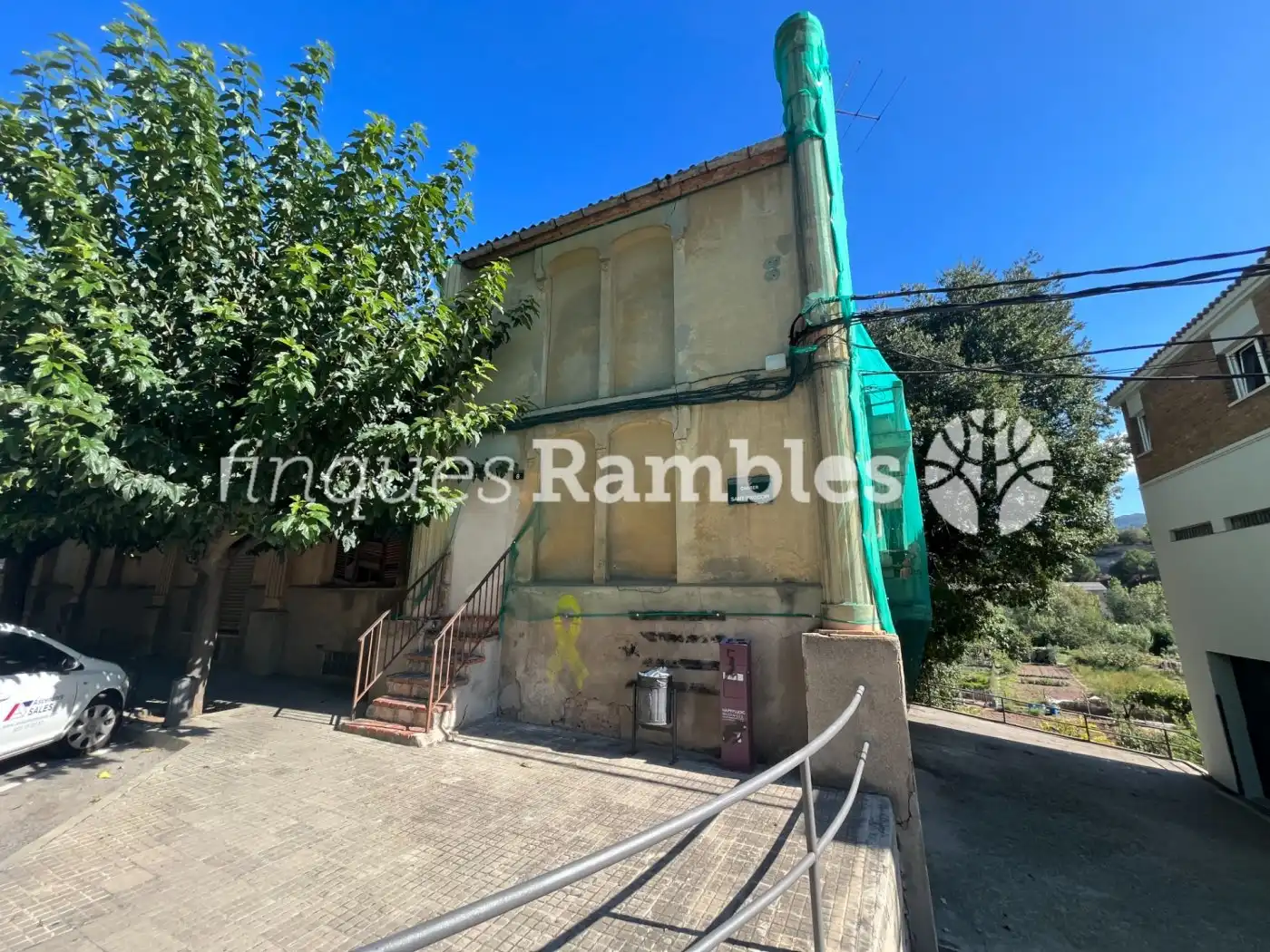 Außenansicht von Gebäude zum Verkauf in La Pobla de Claramunt