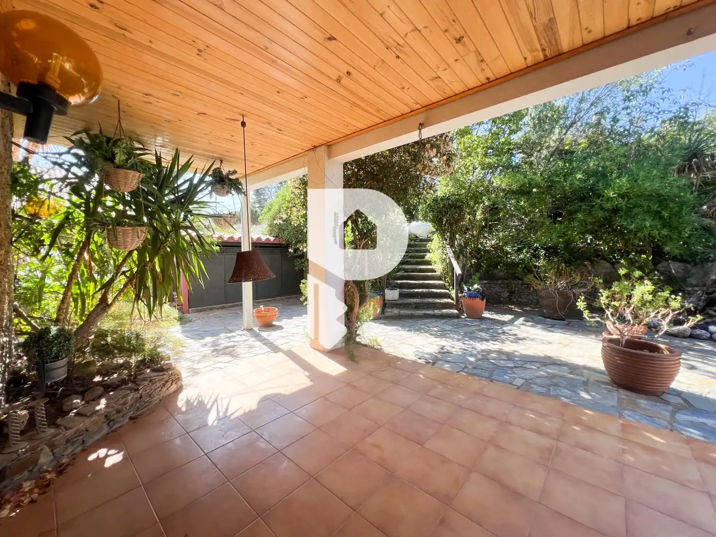 Jardí de Casa o xalet en venda en Vallirana amb Calefacció, Jardí privat i Terrassa