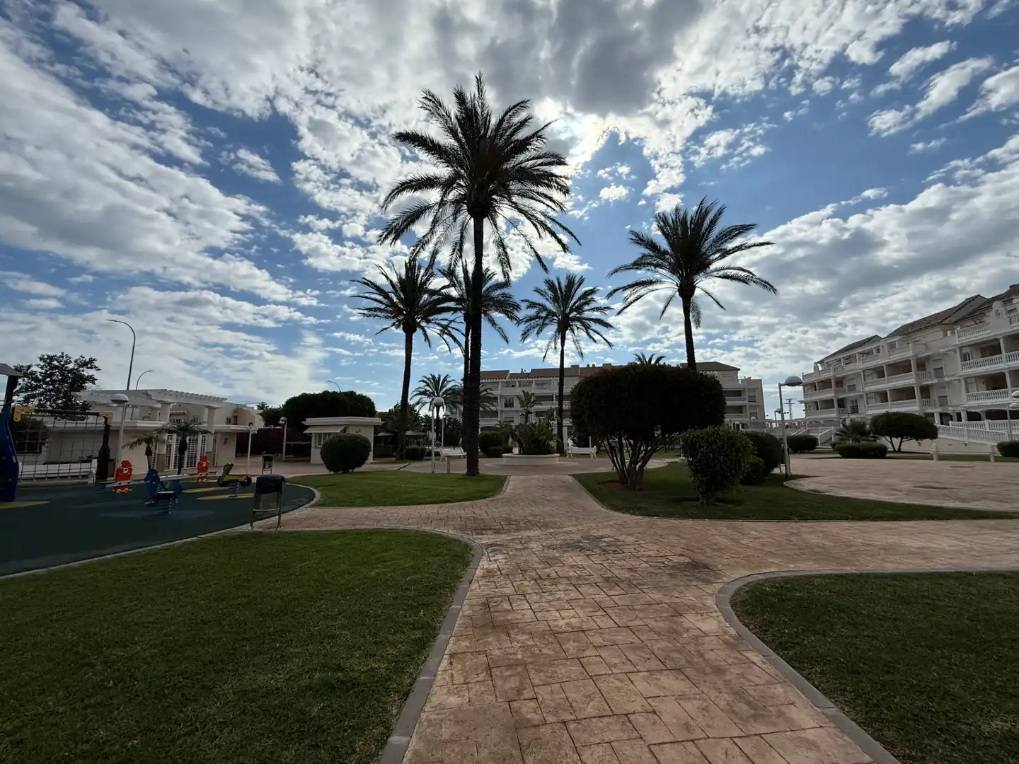 Vista exterior de Apartament en venda en Dénia amb Aire condicionat, Calefacció i Terrassa