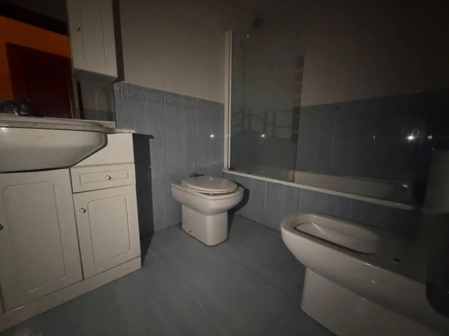 Bathroom of Flat for sale in Narón  with Heating, Terrace and Storage room