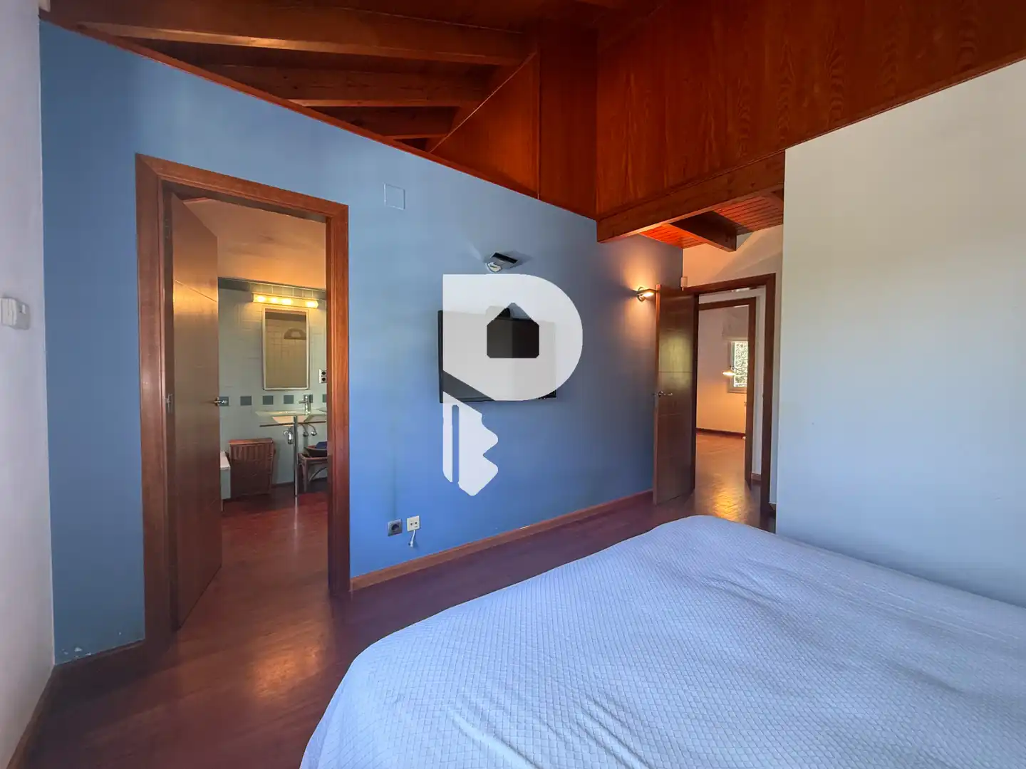 Bedroom of Houses for sale in Castelldefels  with Air Conditioner, Heating and Terrace