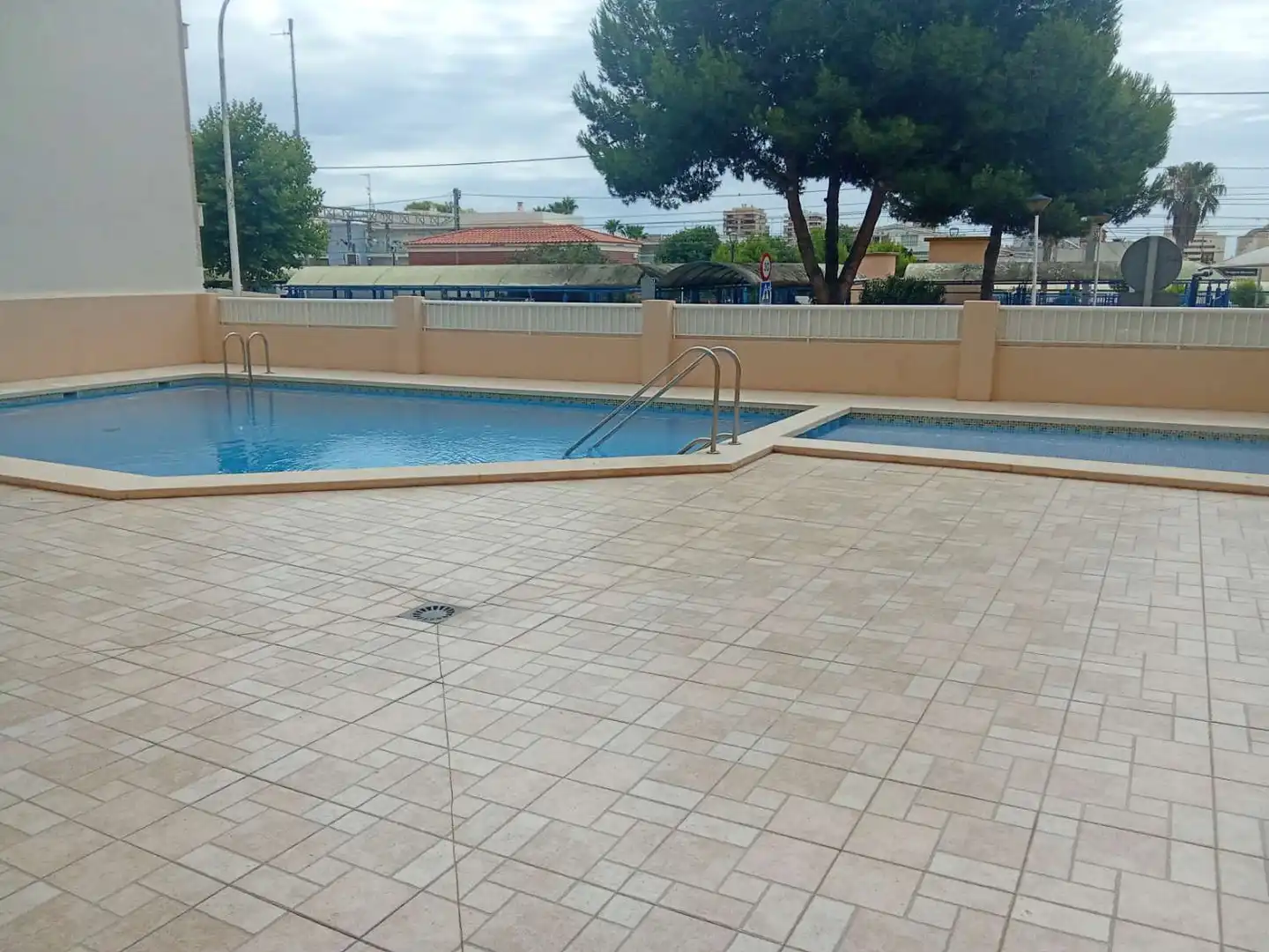 Schwimmbecken von Maisonette zum Verkauf in Oropesa del Mar / Orpesa mit Klimaanlage, Schwimmbad und Möbliert