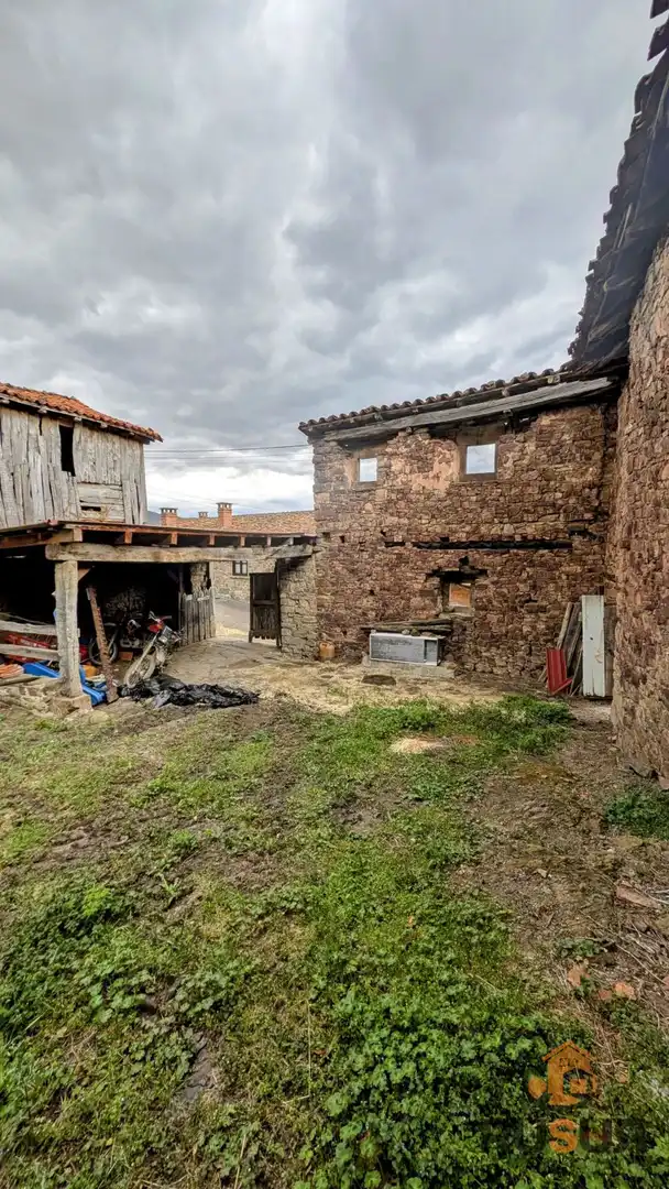 Vista exterior de Finca rústica en venta en Cabezón de Liébana con Balcón