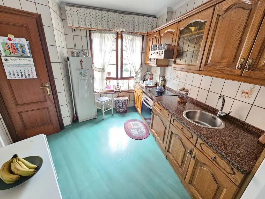 Kitchen of Flat for sale in Avilés
