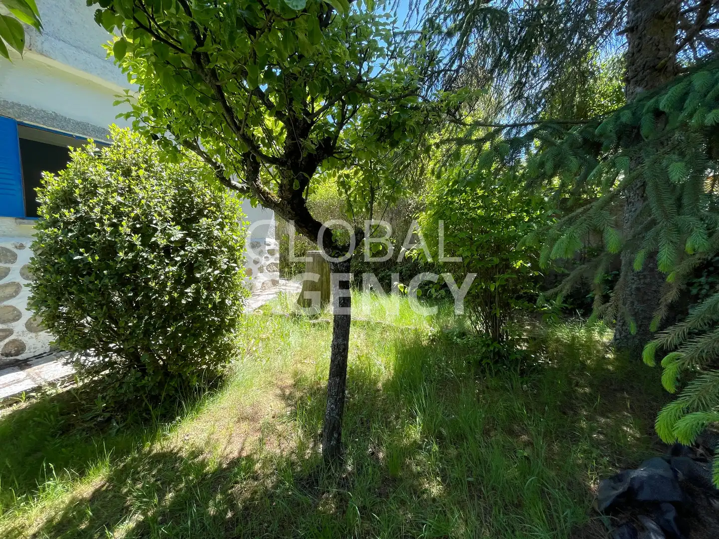 Haus oder Chalet zum Verkauf in Herradón de Pinares mit Heizung, Privatgarten und Terrasse