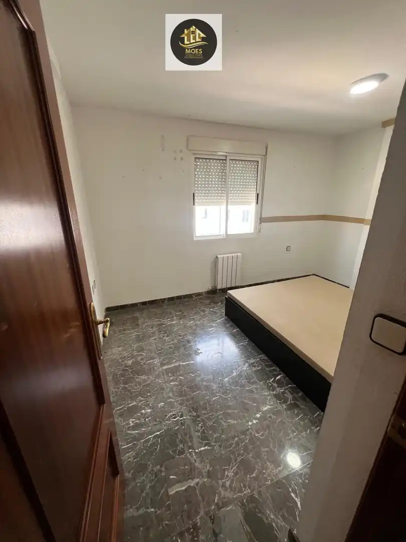 Bedroom of Flat for sale in Jaén  with Heating, Storage room and Balcony