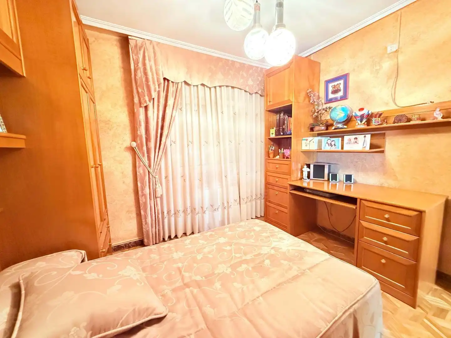 Bedroom of Flat for sale in Gijón   with Heating