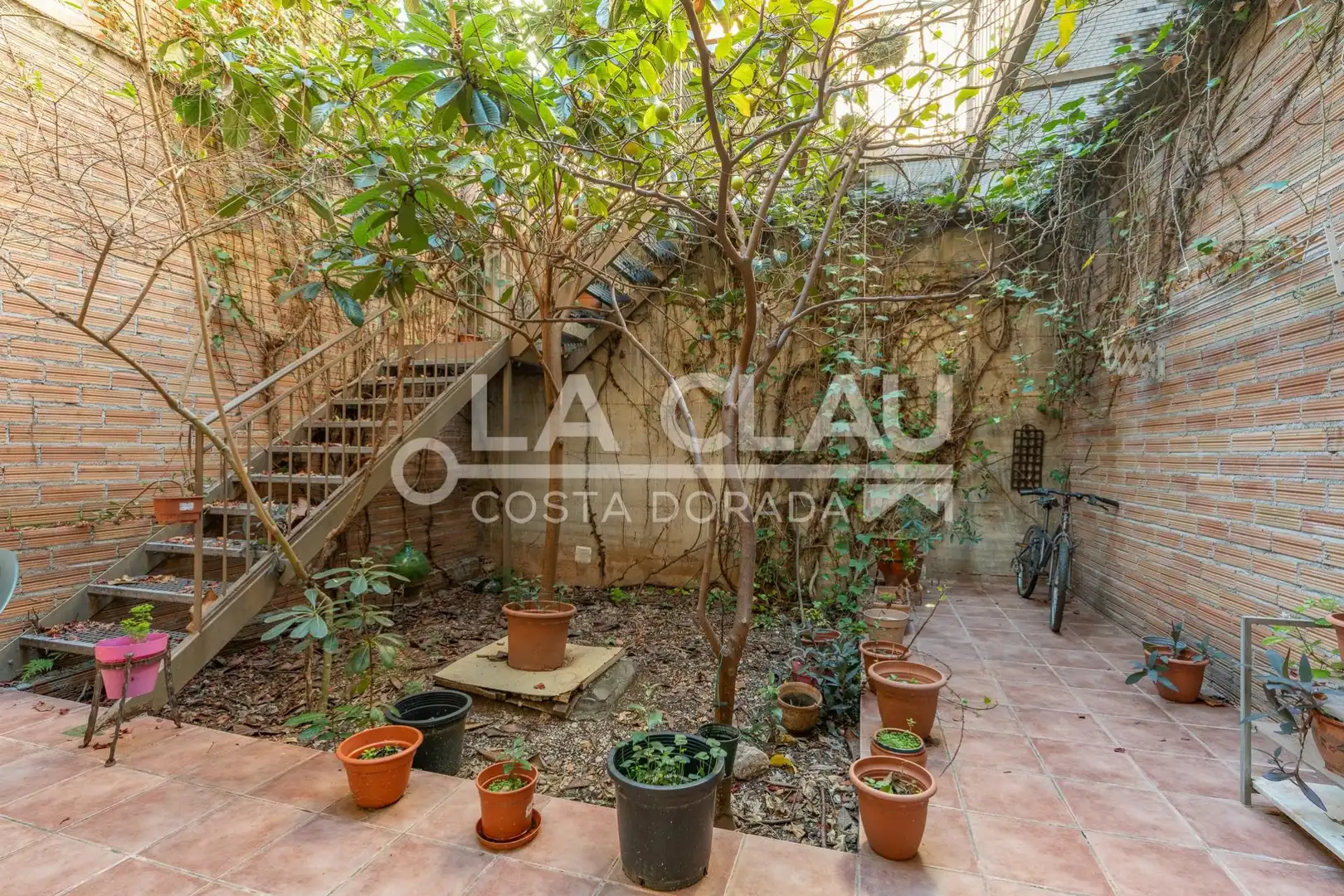 Terrasse von Einfamilien-Reihenhaus zum Verkauf in Gavà mit Heizung