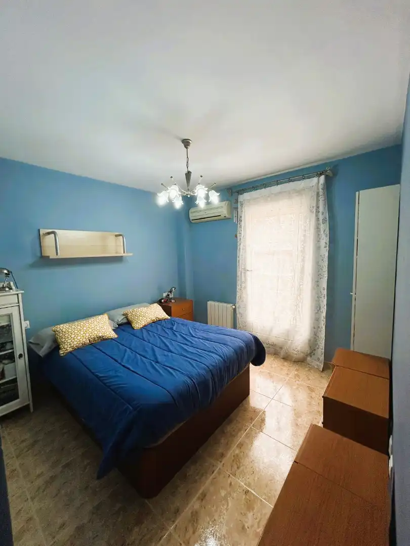 Habitación de Casa adosada en venta en Manises con Terraza