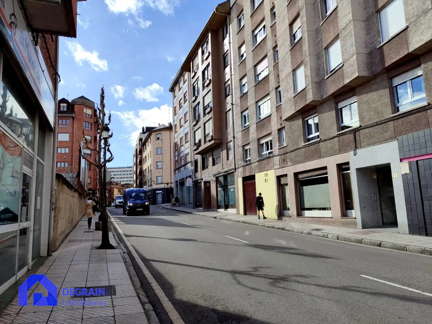 Außenansicht von Wohnung zum Verkauf in Oviedo  mit Heizung und Abstellraum