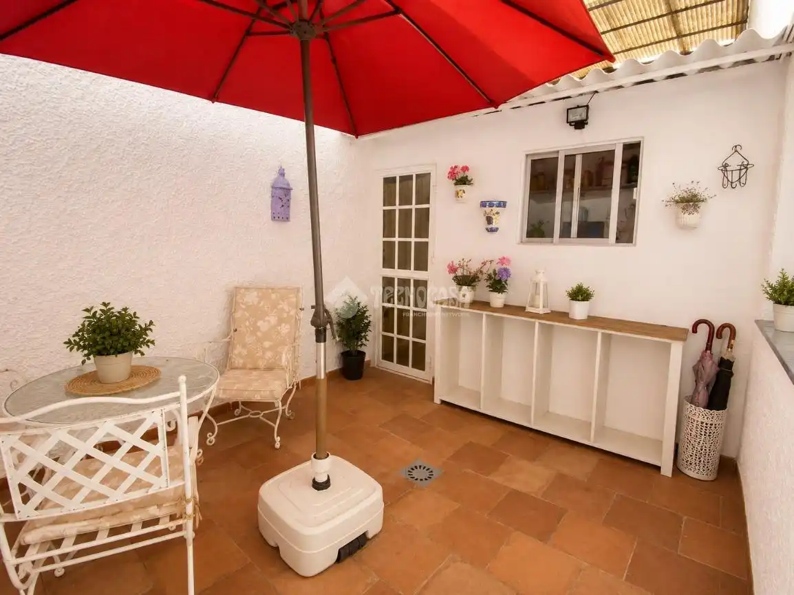 Terrace of Detached homes for sale in Dos Hermanas