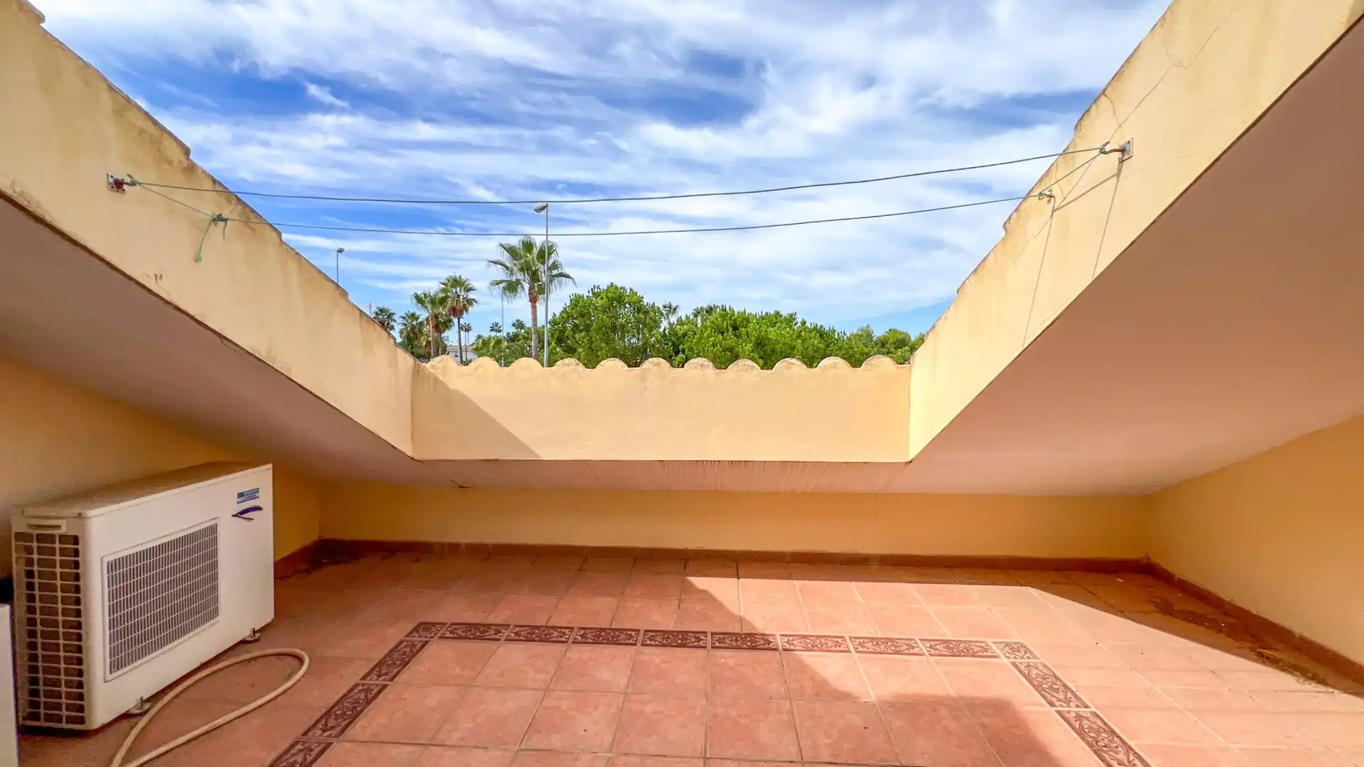 Maison mitoyenne avec piscine à vendre à Las Chapas - El Rosario, imagen 32
