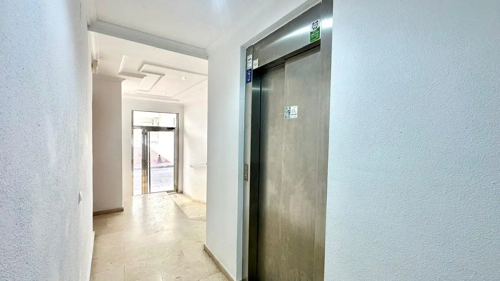 Apartamento con ascensor en venta en La Mata, imagen 38