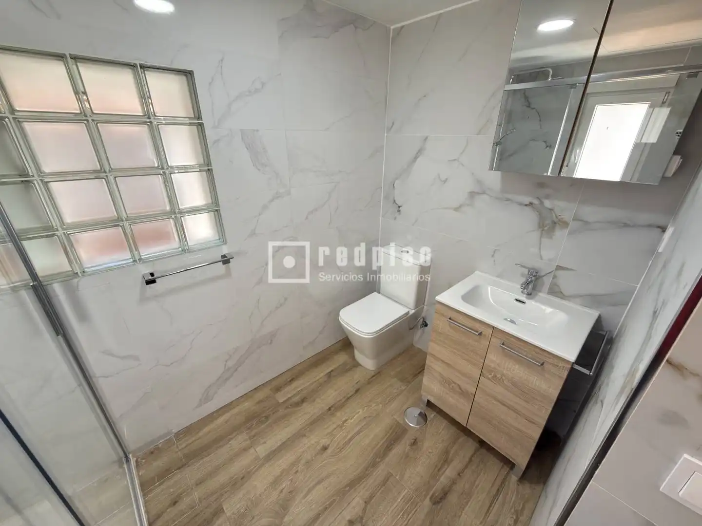 Baño de Casa o chalet de alquiler en Madrid con Aire acondicionado, Terraza y Trastero