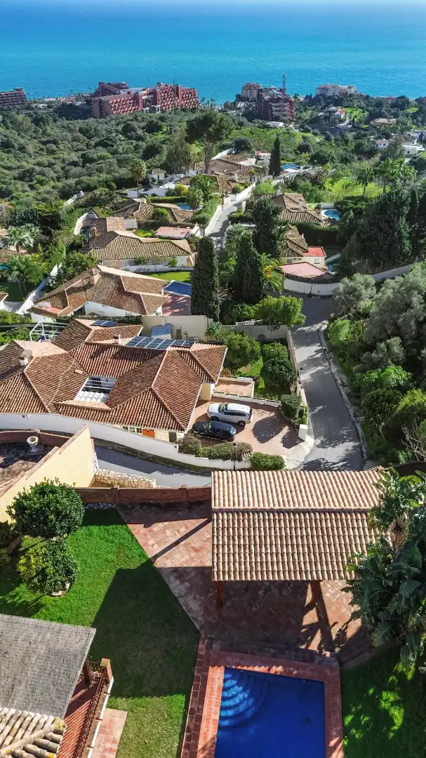 Exterior view of Houses for sale in Benalmádena  with Air Conditioner, Heating and Private garden
