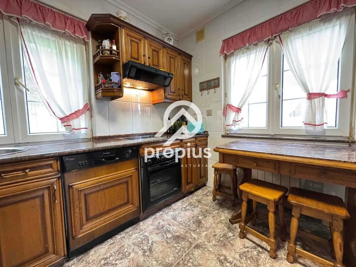 Kitchen of Houses for sale in Avilés  with Heating, Private garden and Parquet flooring