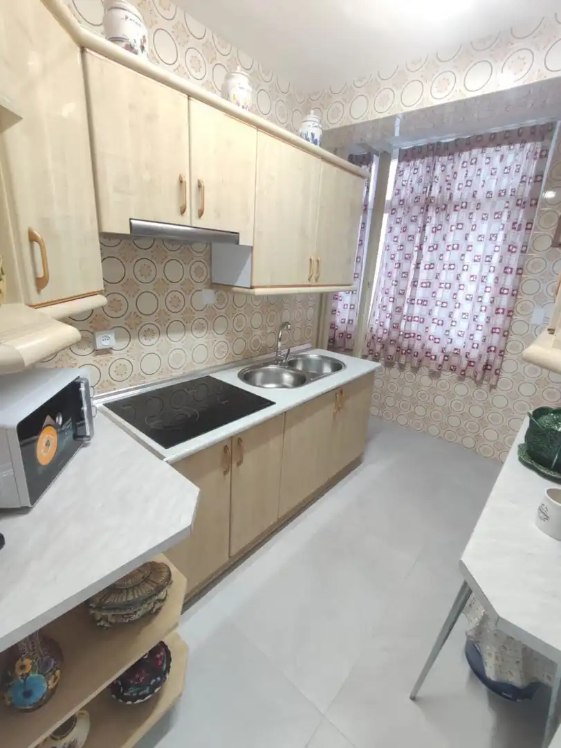 Flat to rent in Ciudad Jardín, imagen 8
