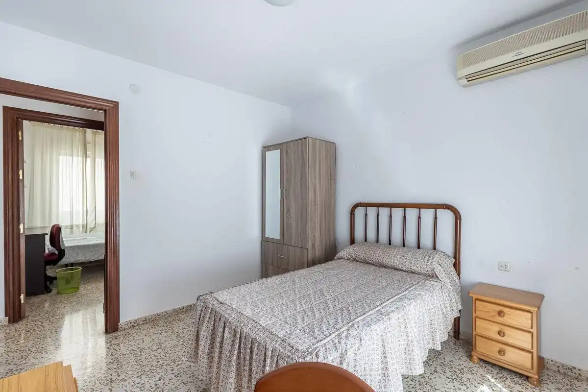 Flat with lift to rent in Beiro, imagen 14
