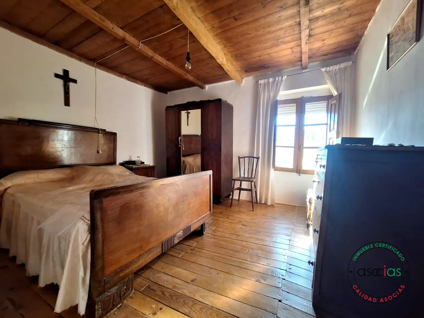 Dormitori de Casa o xalet en venda en Vallecillo amb Jardí privat