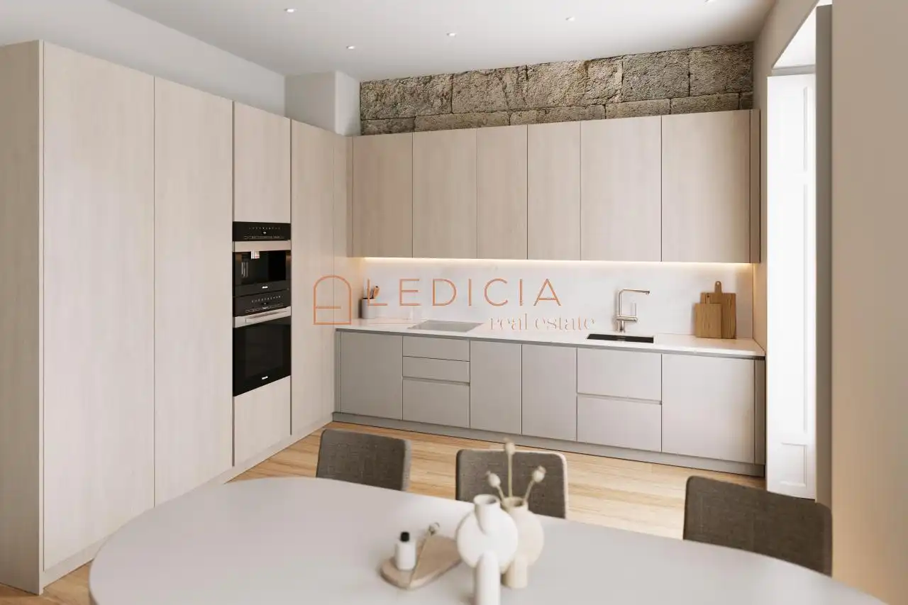 Kitchen of Flat for sale in Vigo   with Heating, Terrace and Furnished