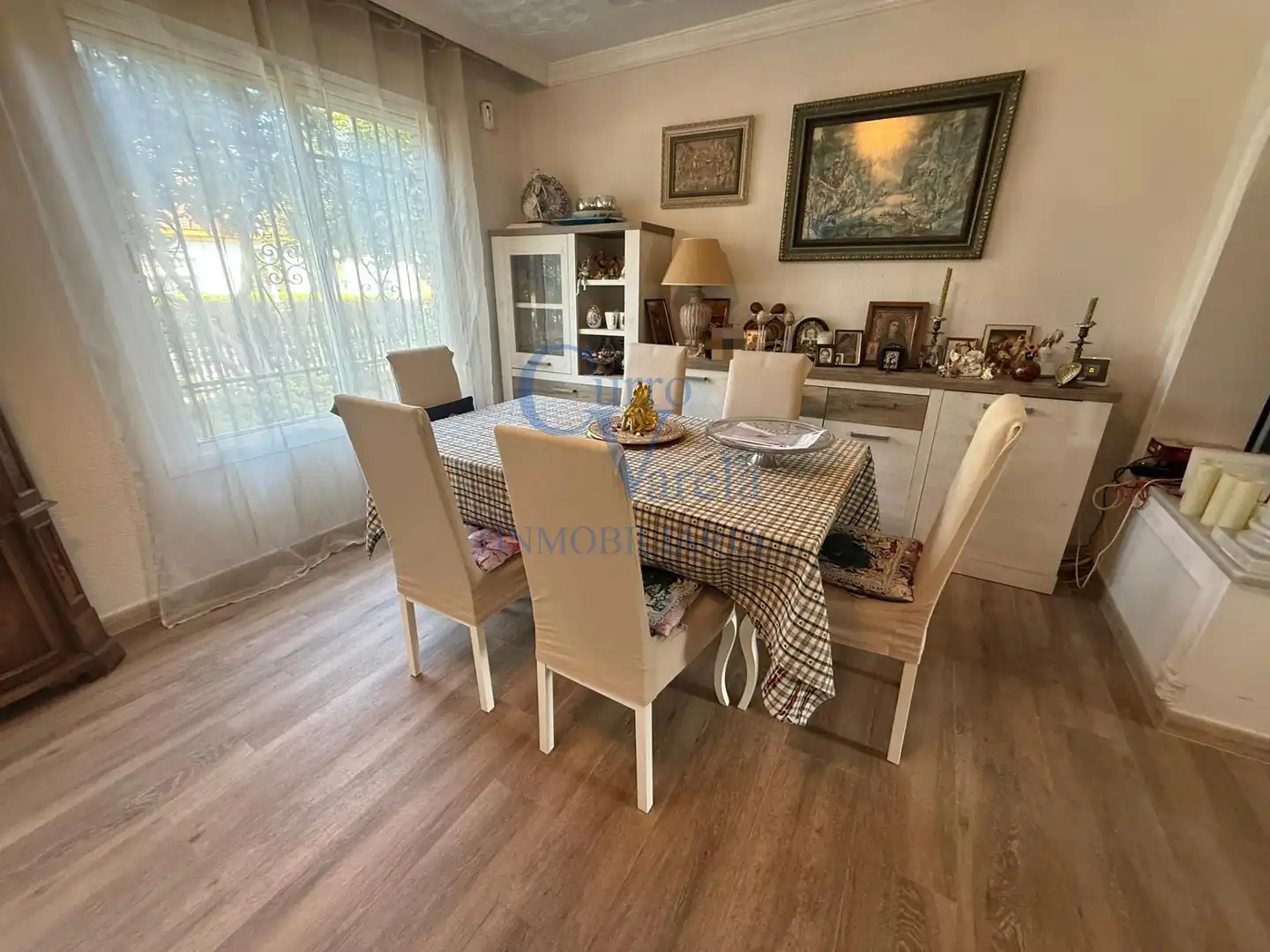 Comedor de Casa o chalet en venta en Montequinto con Aire acondicionado, Calefacción y Jardín privado
