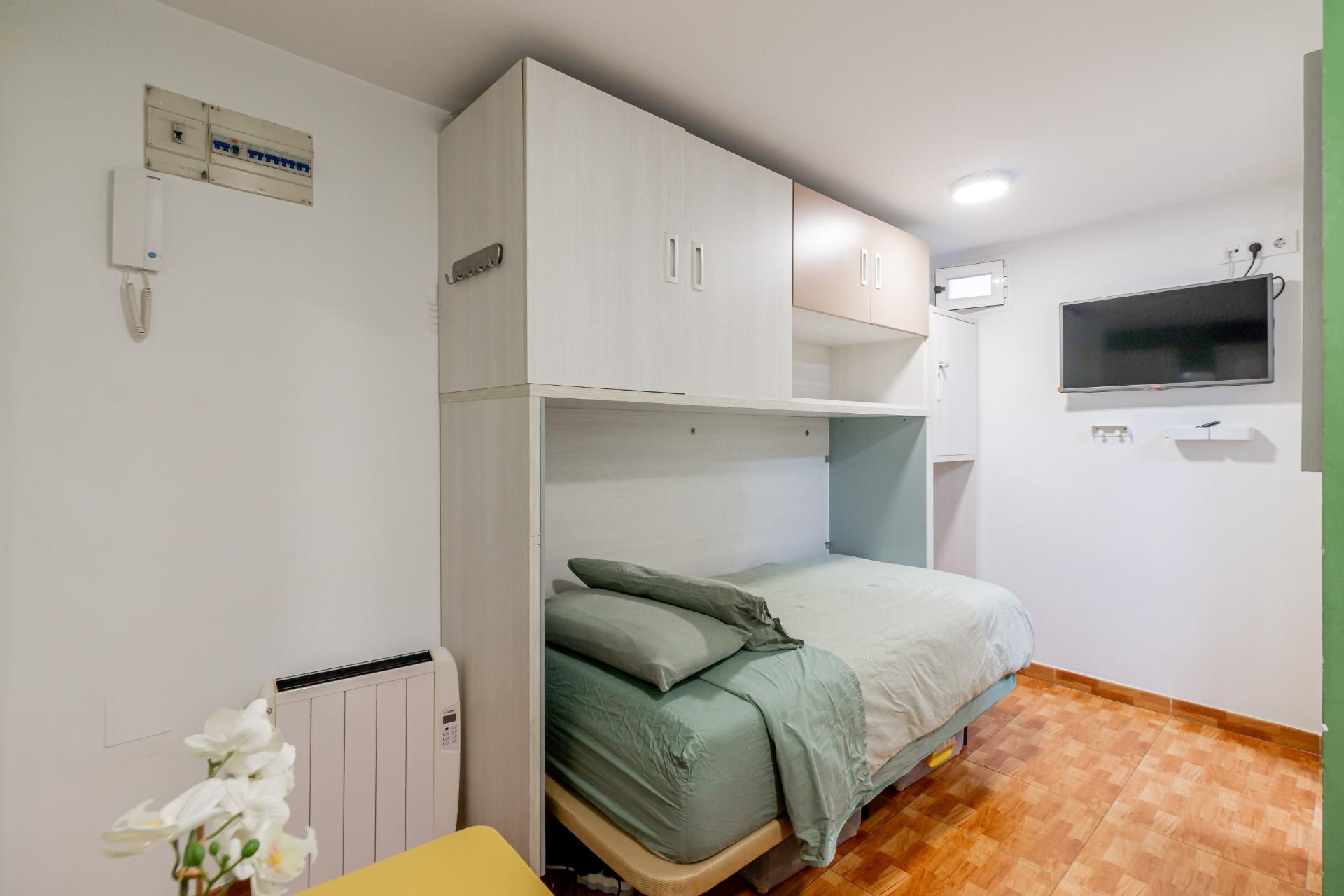 Habitación de Estudio en venta en  Madrid Capital