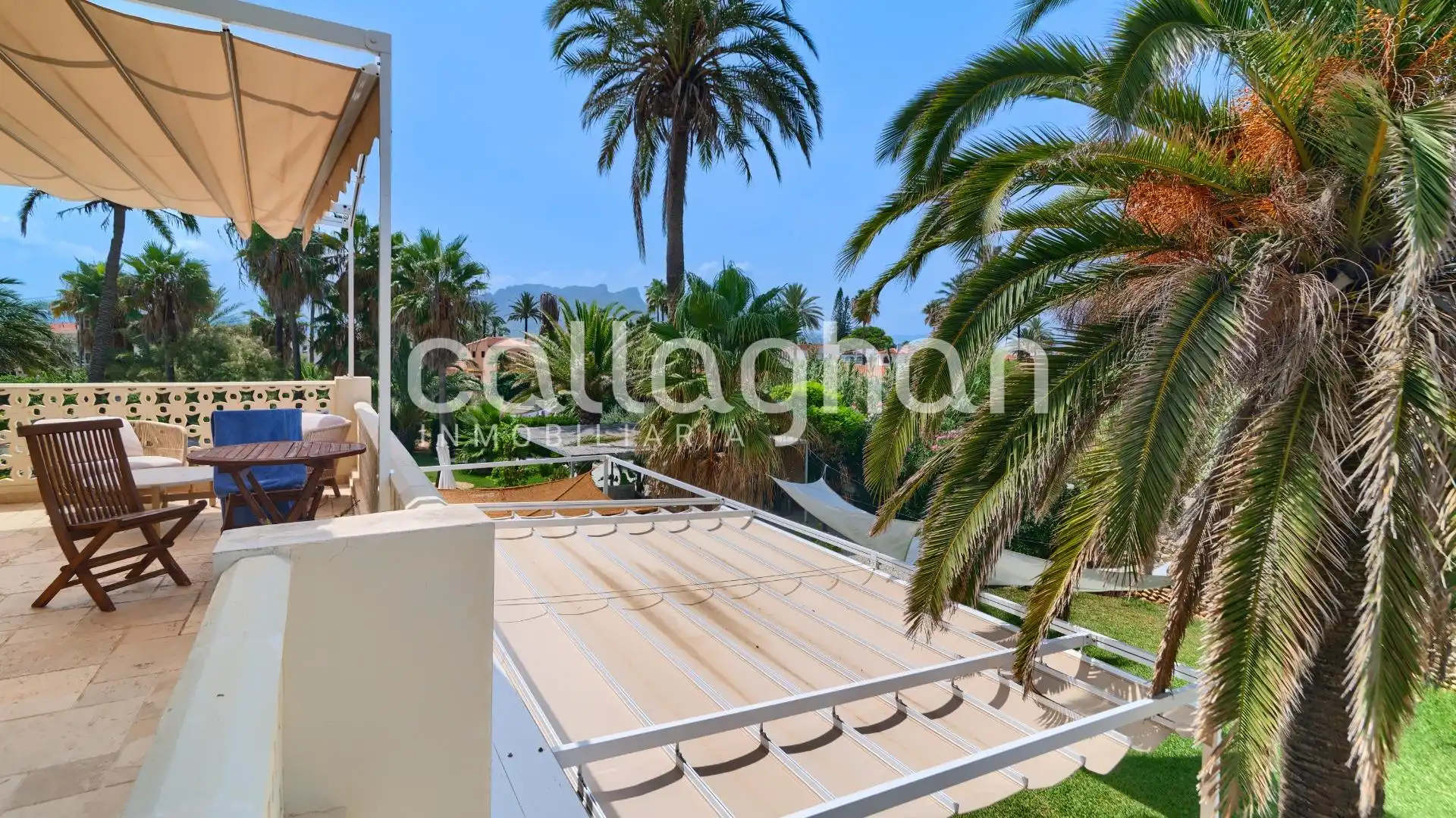 Terrassa de Casa o xalet de lloguer en Dénia amb Aire condicionat, Calefacció i Jardí privat