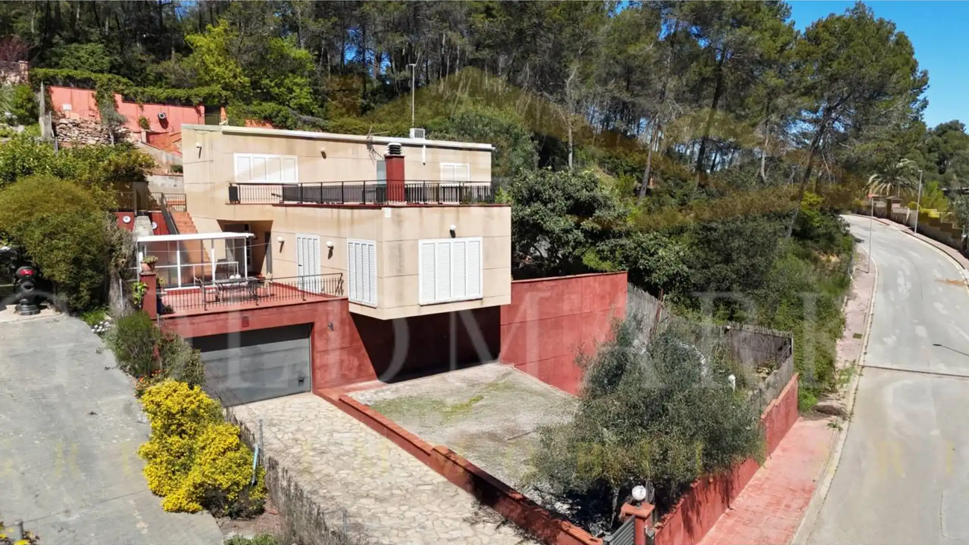 Houses for sale in Calle 3, 1