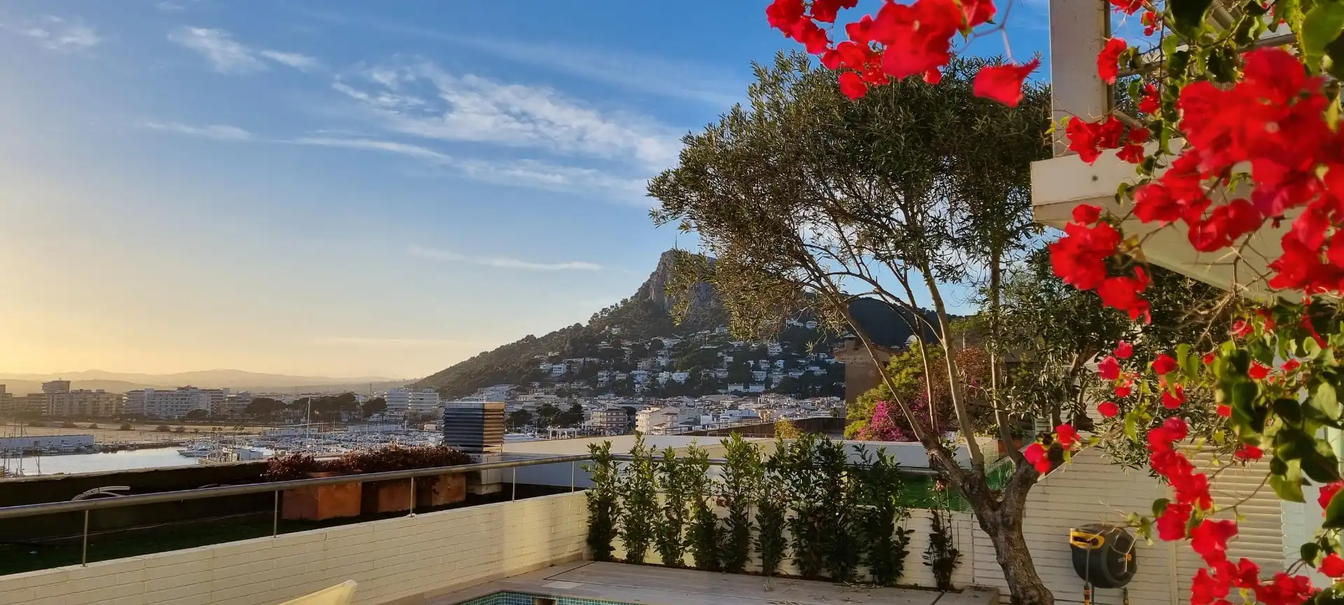 Terrassa de Casa adosada en venda en L'Estartit amb Aire condicionat, Terrassa i Piscina