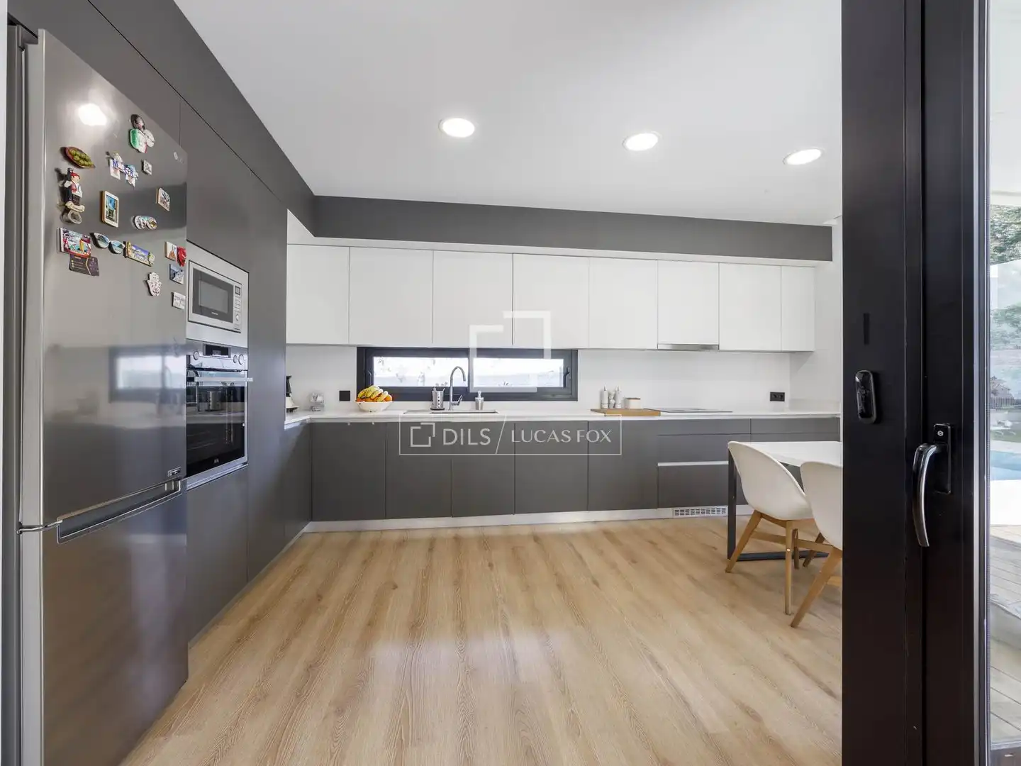 Cocina de Casa o chalet en venta en Godella con Aire acondicionado, Calefacción y Jardín privado