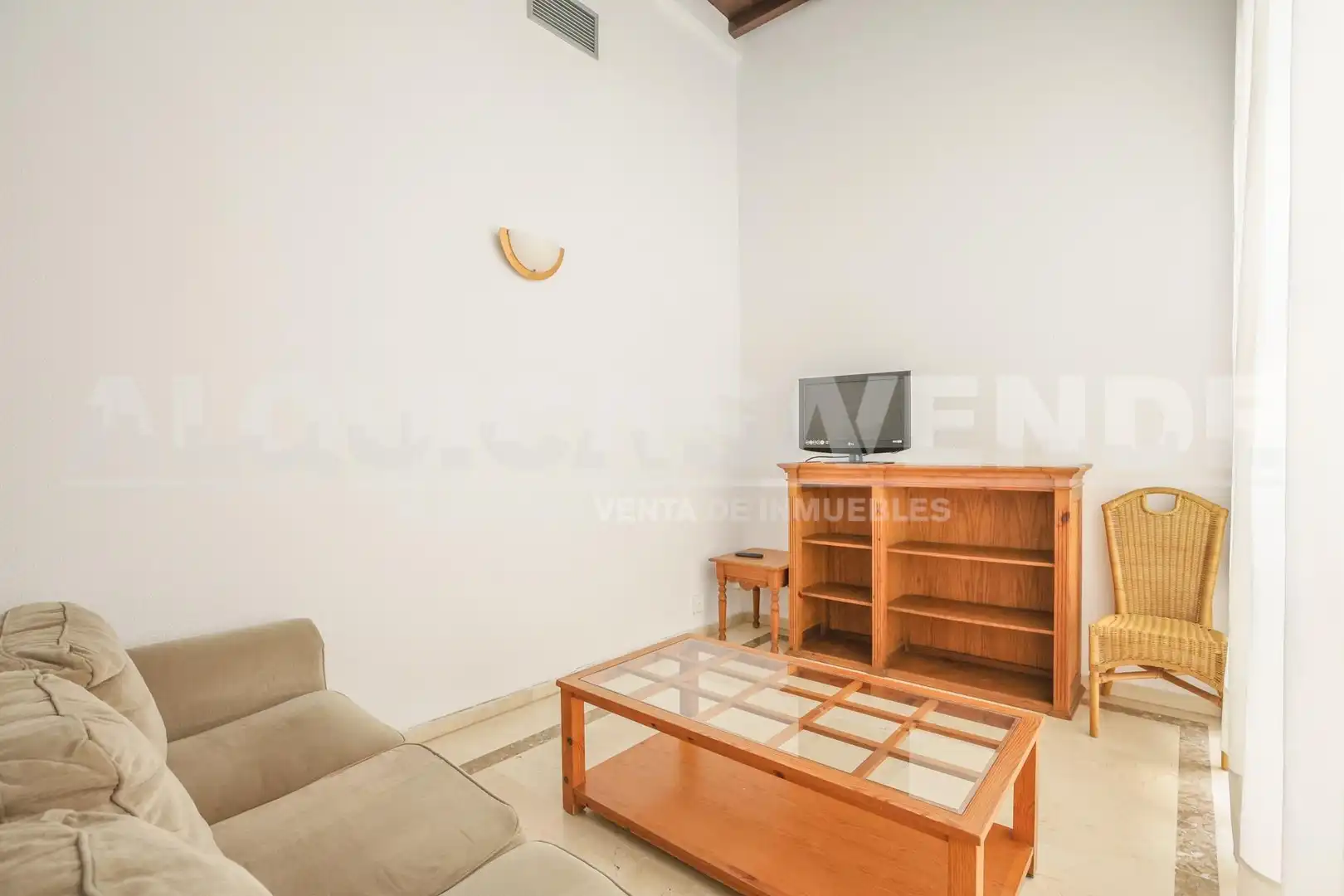 Sala de estar de Piso de alquiler en Sevilla con Aire acondicionado, Calefacción y Amueblado