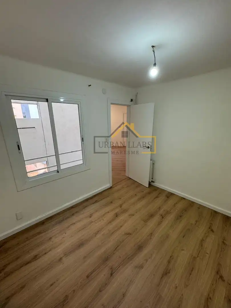 Habitación de Piso en venta en Mataró con Aire acondicionado, Calefacción y Balcón