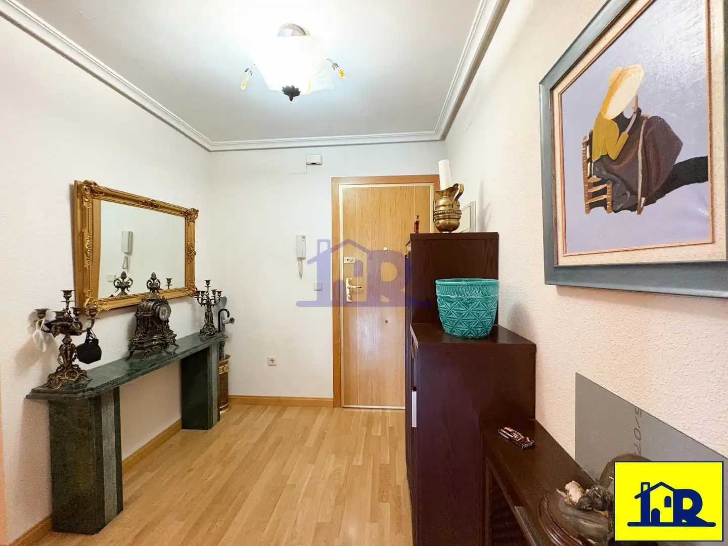 Piso en venta en Cuenca con Calefacción, Trastero y Piscina