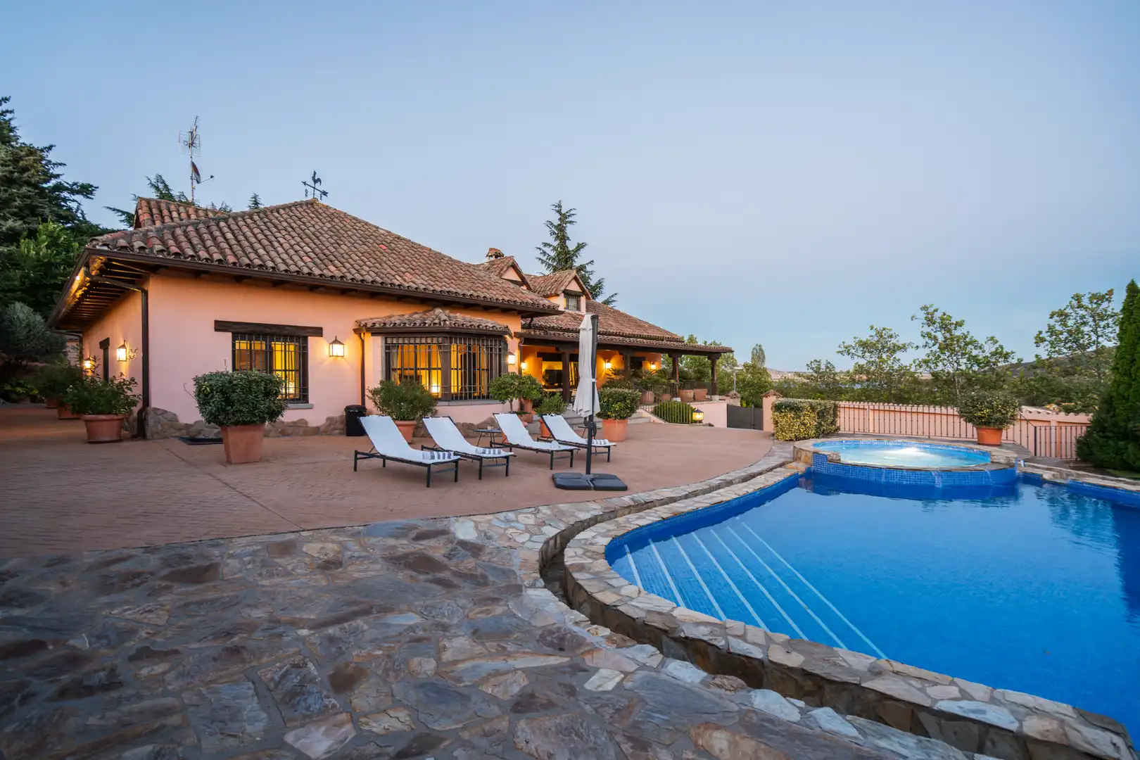 Swimming pool of Houses for sale in Manzanares El Real  with Air Conditioner, Heating and Private garden