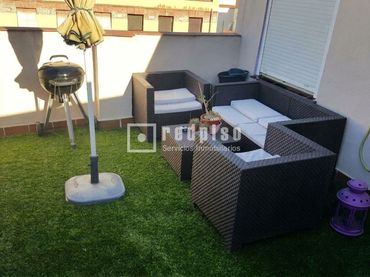 Penthouse with lift for sale in de Carnicer