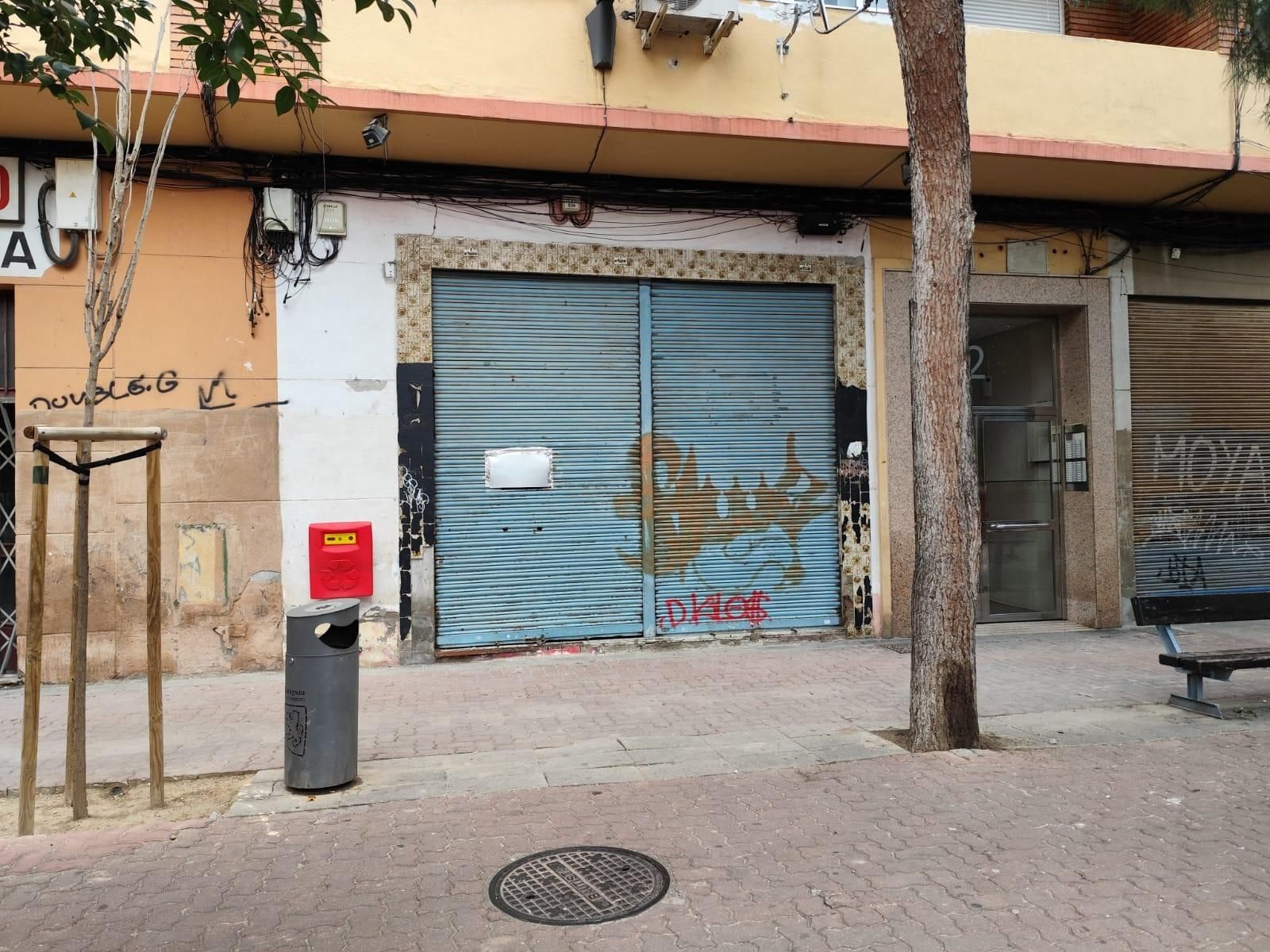 Premises for sale in  Zaragoza Capital