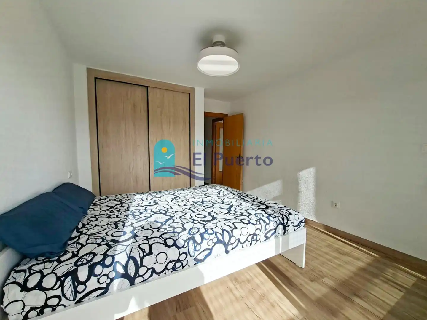 Wohnung zum Verkauf in Mazarrón mit Klimaanlage, Heizung und Parkett