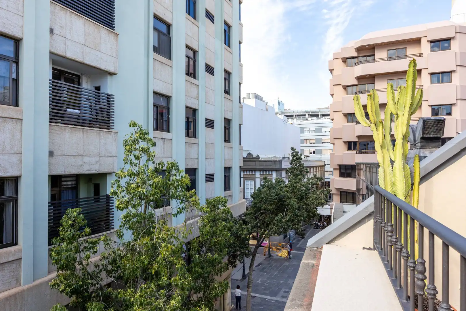 Vista exterior de Àtic de lloguer en Las Palmas de Gran Canaria amb Terrassa