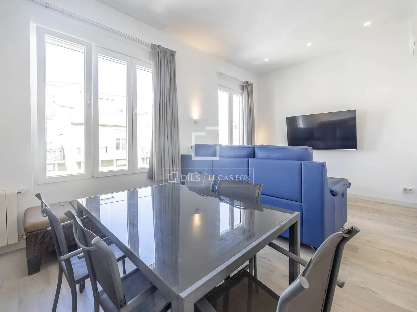 Flat with terrace to rent in L'Eixample, imagen 12