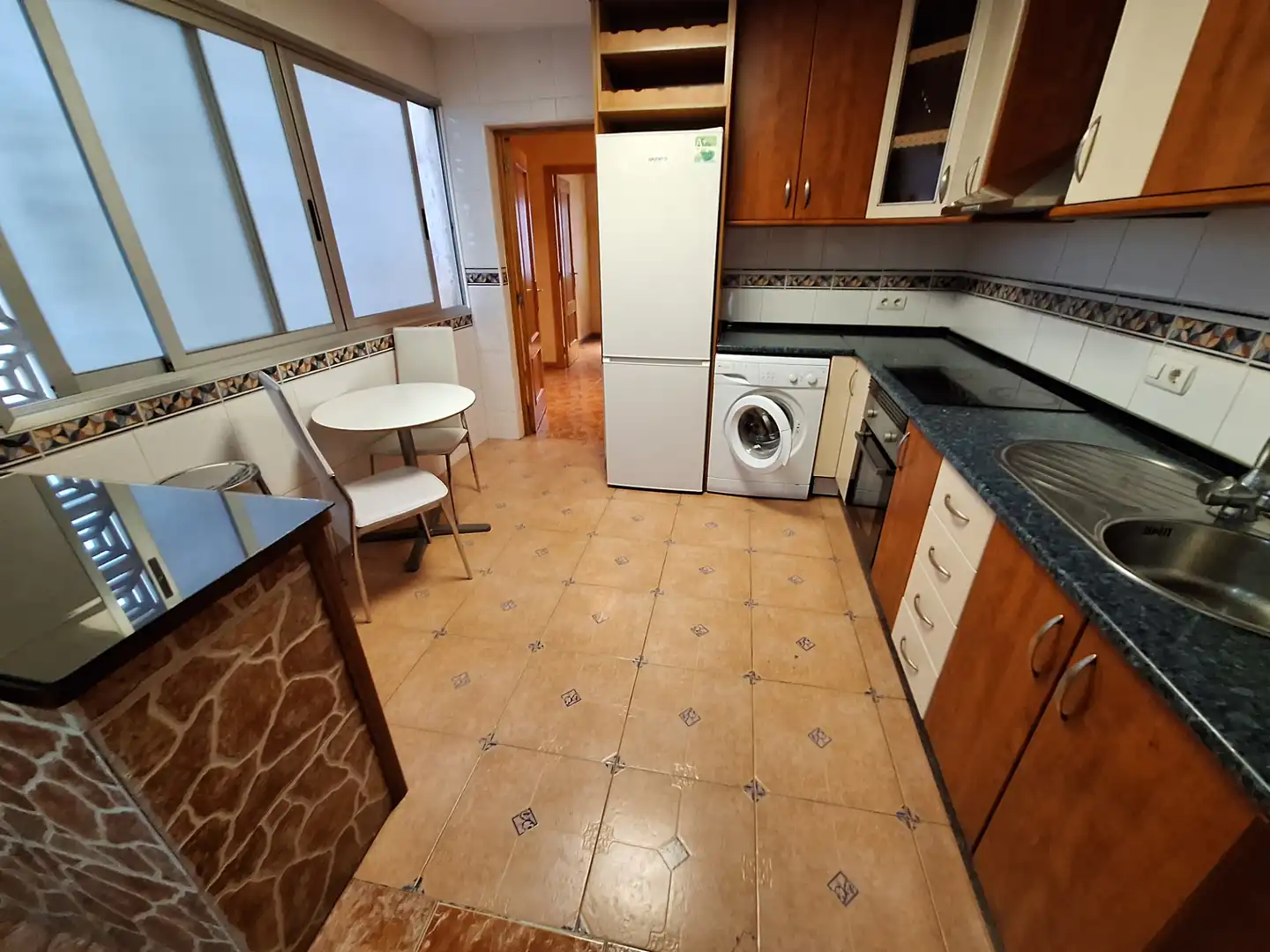 Kitchen of Flat for rent in Elche / Elx  with Balcony