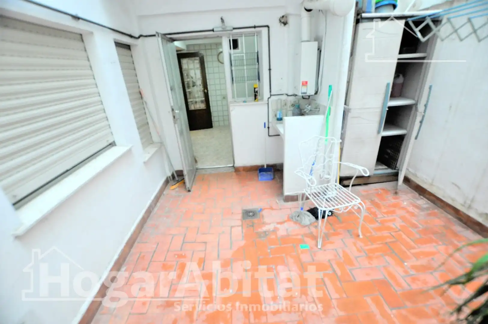 Wohnung zum Verkauf in Valencia mit Klimaanlage, Heizung und Terrasse