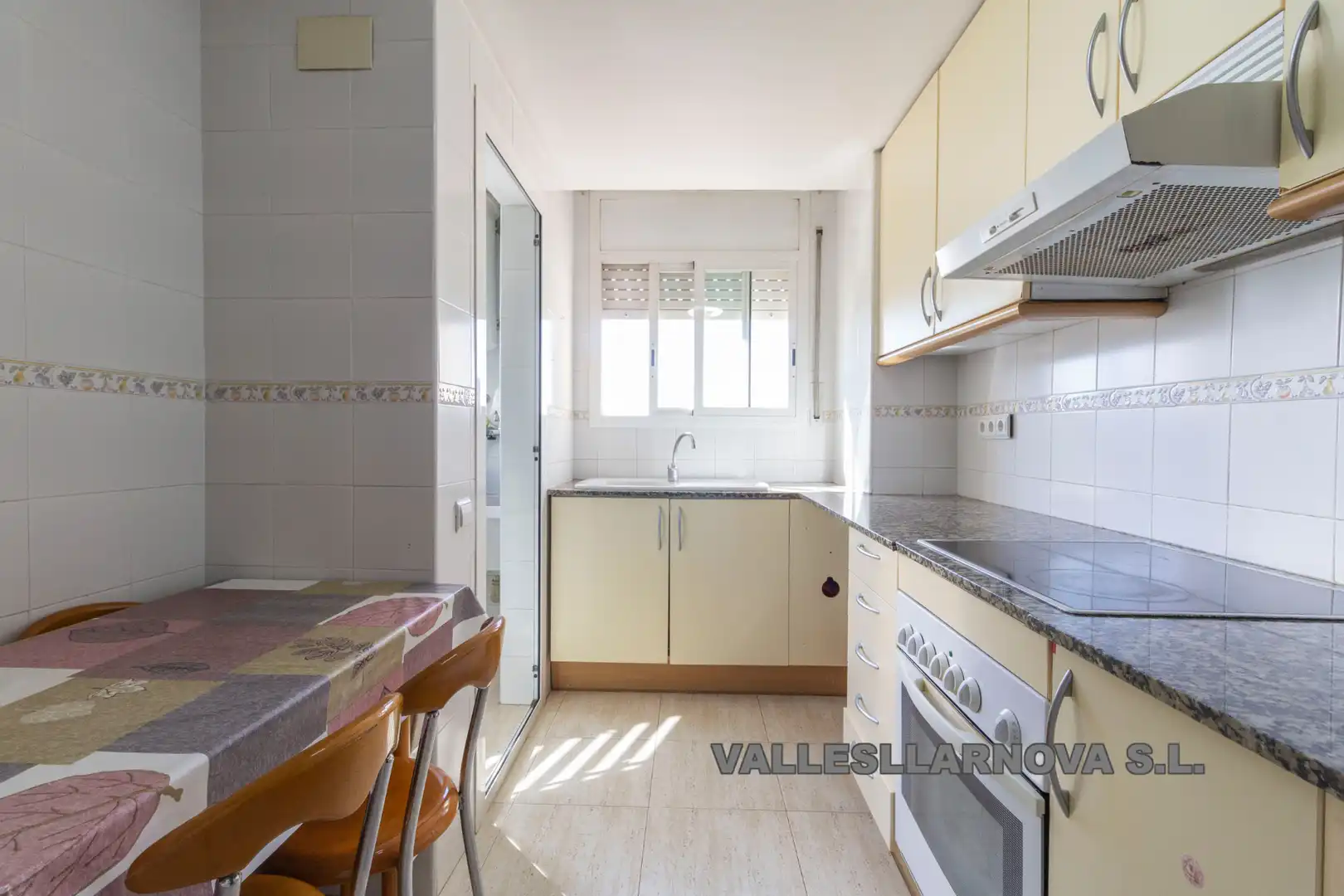 Cocina de Piso en venta en Mollet del Vallès con Calefacción y Balcón