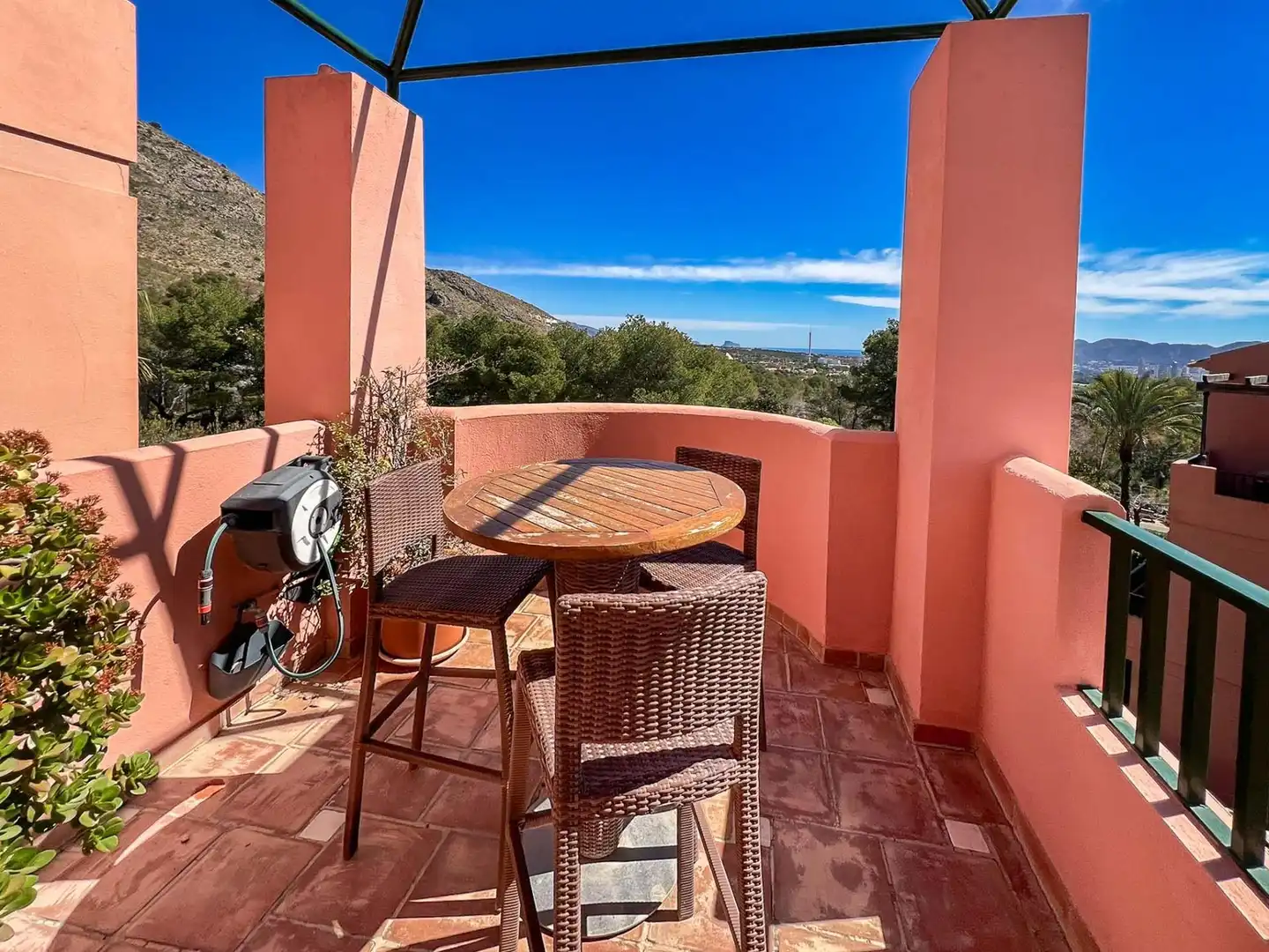 Apartment with pool for sale in Golf Bahía, imagen 7