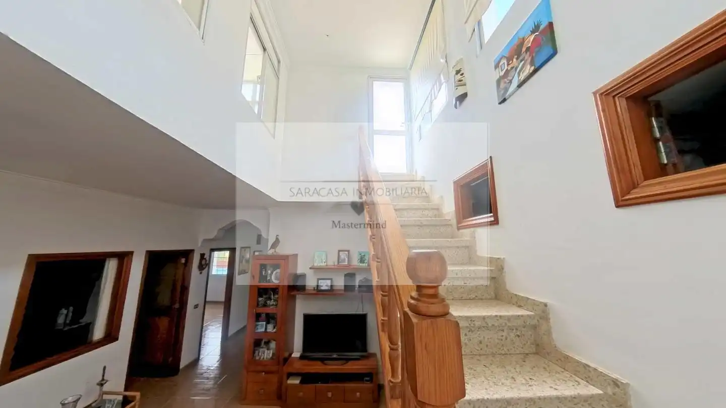 Haus oder Chalet zum Verkauf in Las Palmas de Gran Canaria mit Privatgarten und Terrasse