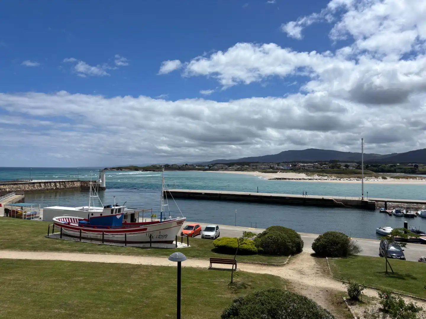 Exterior view of Attic for sale in Foz  with Heating, Terrace and Furnished