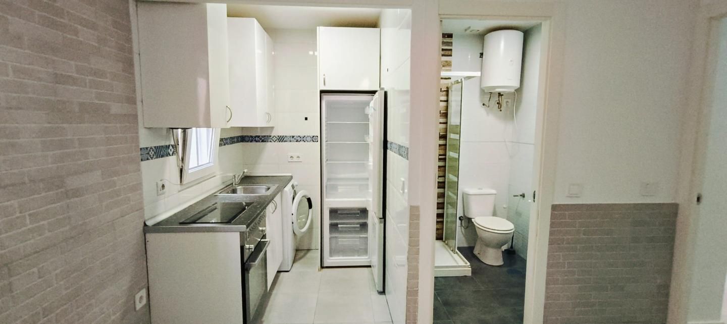 Kitchen of Planta baja for sale in  Madrid Capital  with Air Conditioner
