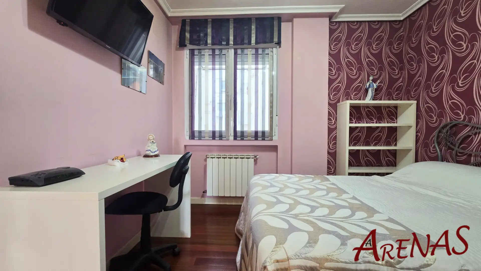 Schlafzimmer von Wohnung zum Verkauf in Laredo mit Heizung, Parkett und Möbliert