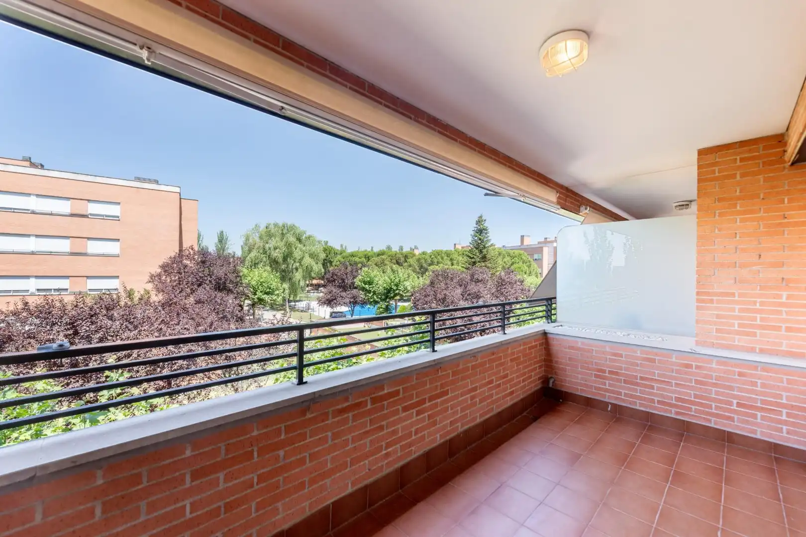 Balcony of Flat for rent in Pozuelo de Alarcón  with Air Conditioner, Heating and Private garden