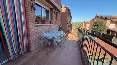 Foto 4 de Casa adosada en venta en Estela Ibérica, Santa Perpètua de Mogoda, Barcelona